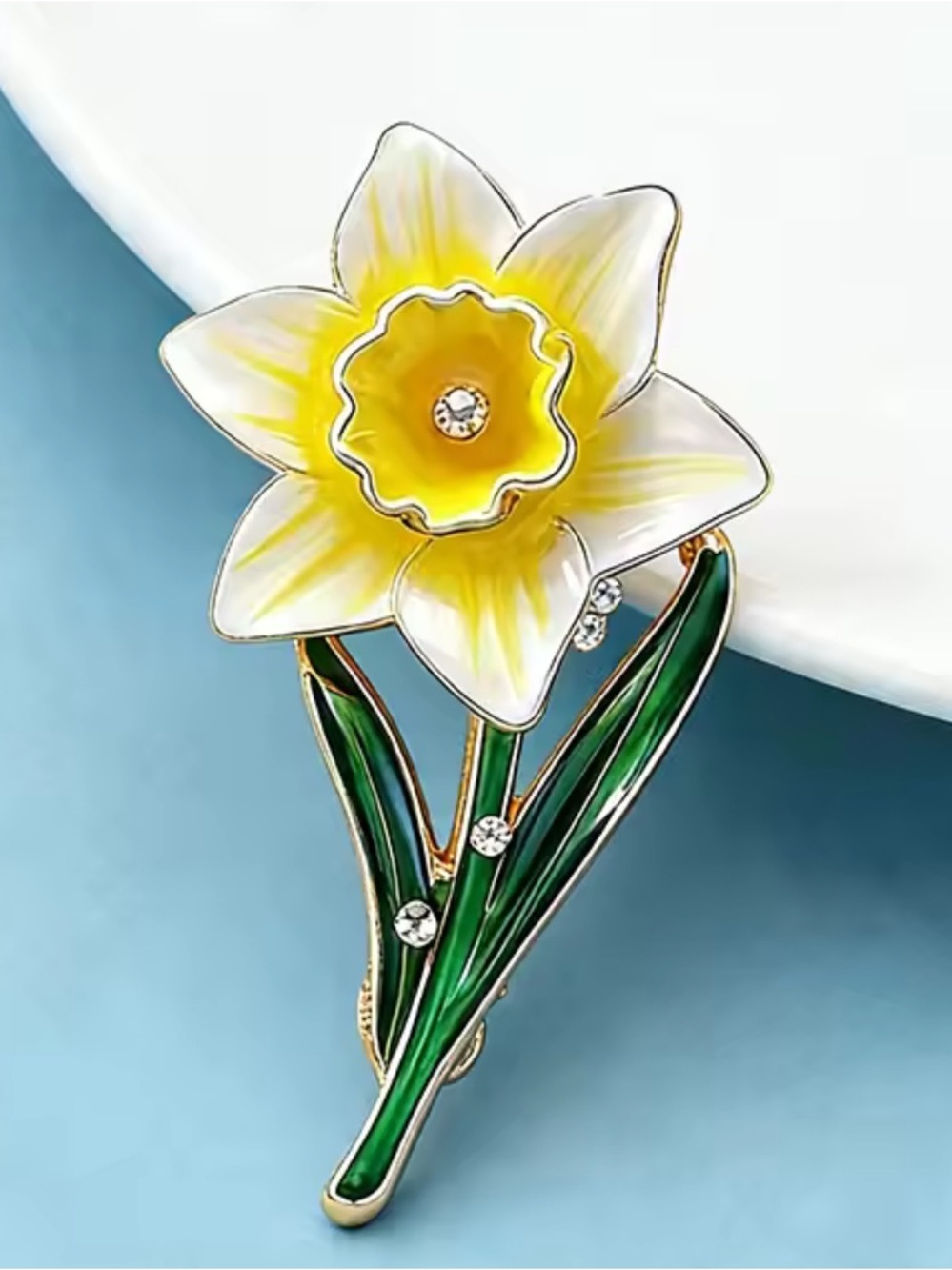 Yellow Daffodil Flower Gold Brooch - Picture 3 of 8